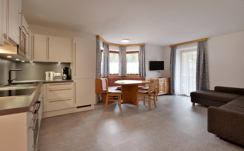 Gasthof Appartement'S Staffnerhof Kössen Extérieur photo